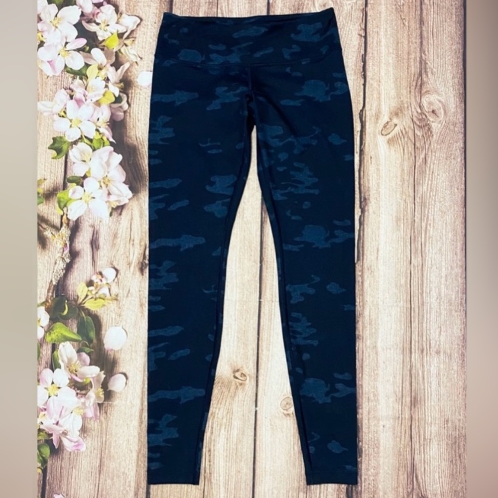 Lululemon Wunder Under Pant *Full On Luon in Lotus Camo Blue 8